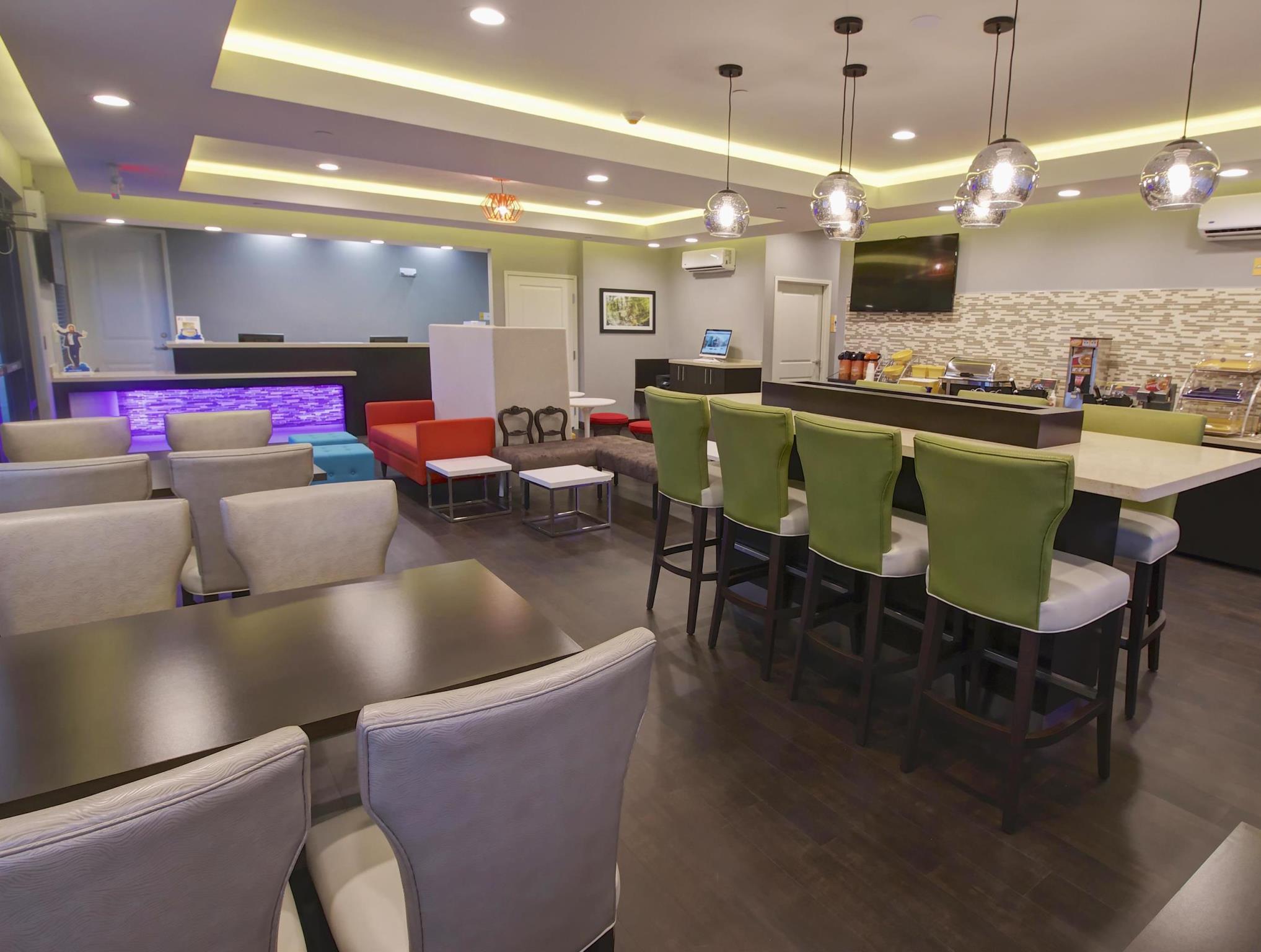 Days Inn & Suites By Wyndham Port Arthur Zewnętrze zdjęcie
