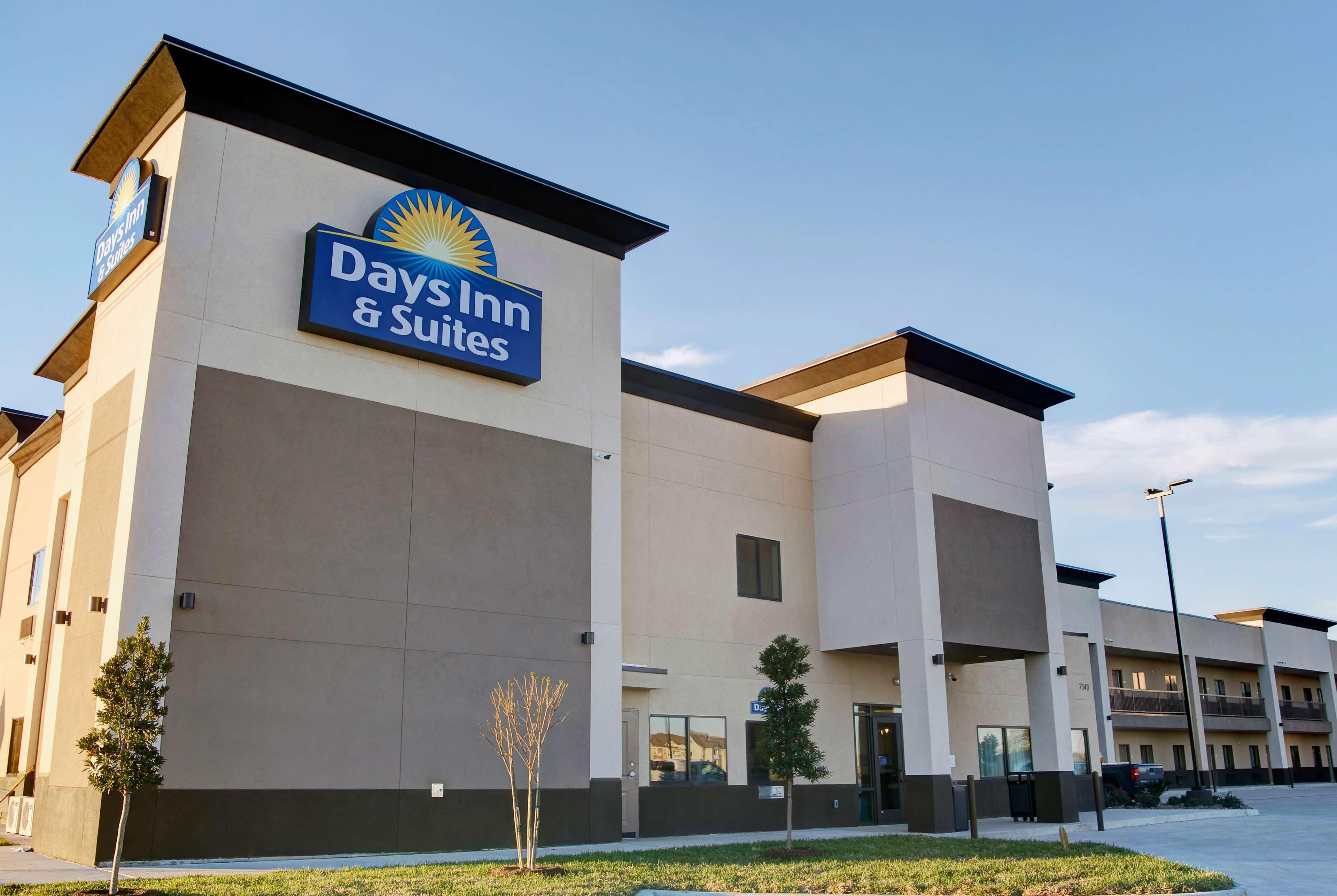 Days Inn & Suites By Wyndham Port Arthur Zewnętrze zdjęcie