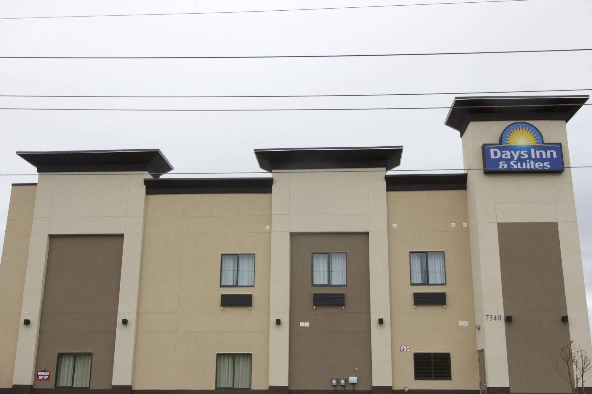 Days Inn & Suites By Wyndham Port Arthur Zewnętrze zdjęcie