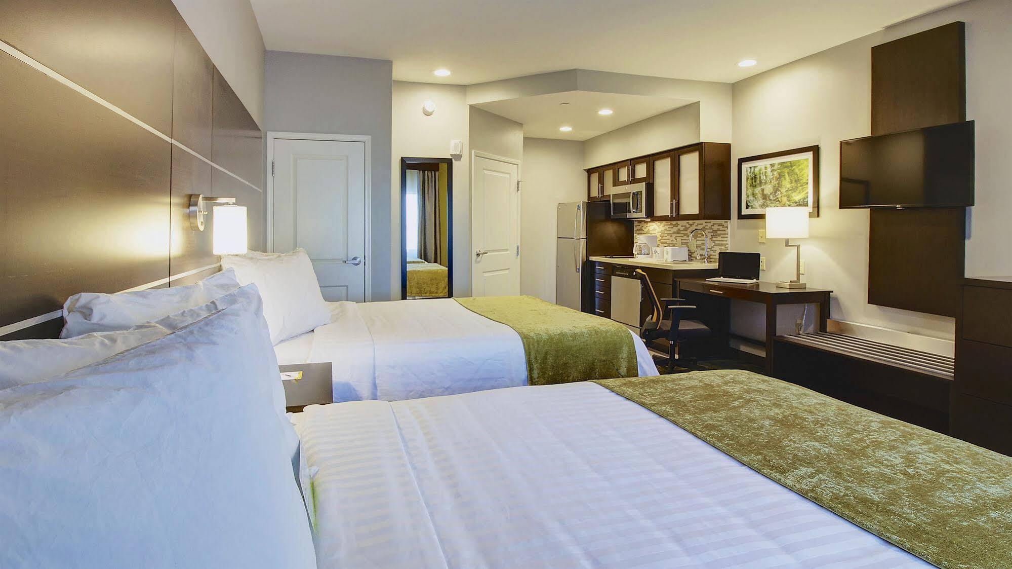 Days Inn & Suites By Wyndham Port Arthur Zewnętrze zdjęcie